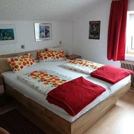 Griesser Apartment *